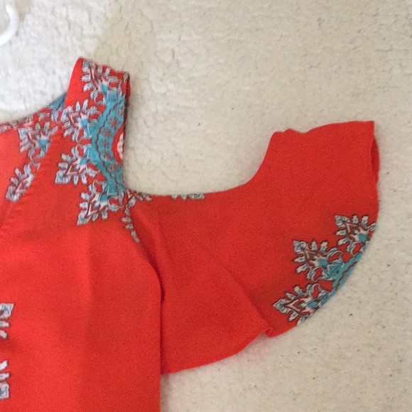 Venus Cold Shoulder summer Top. - Picture 4 of 5